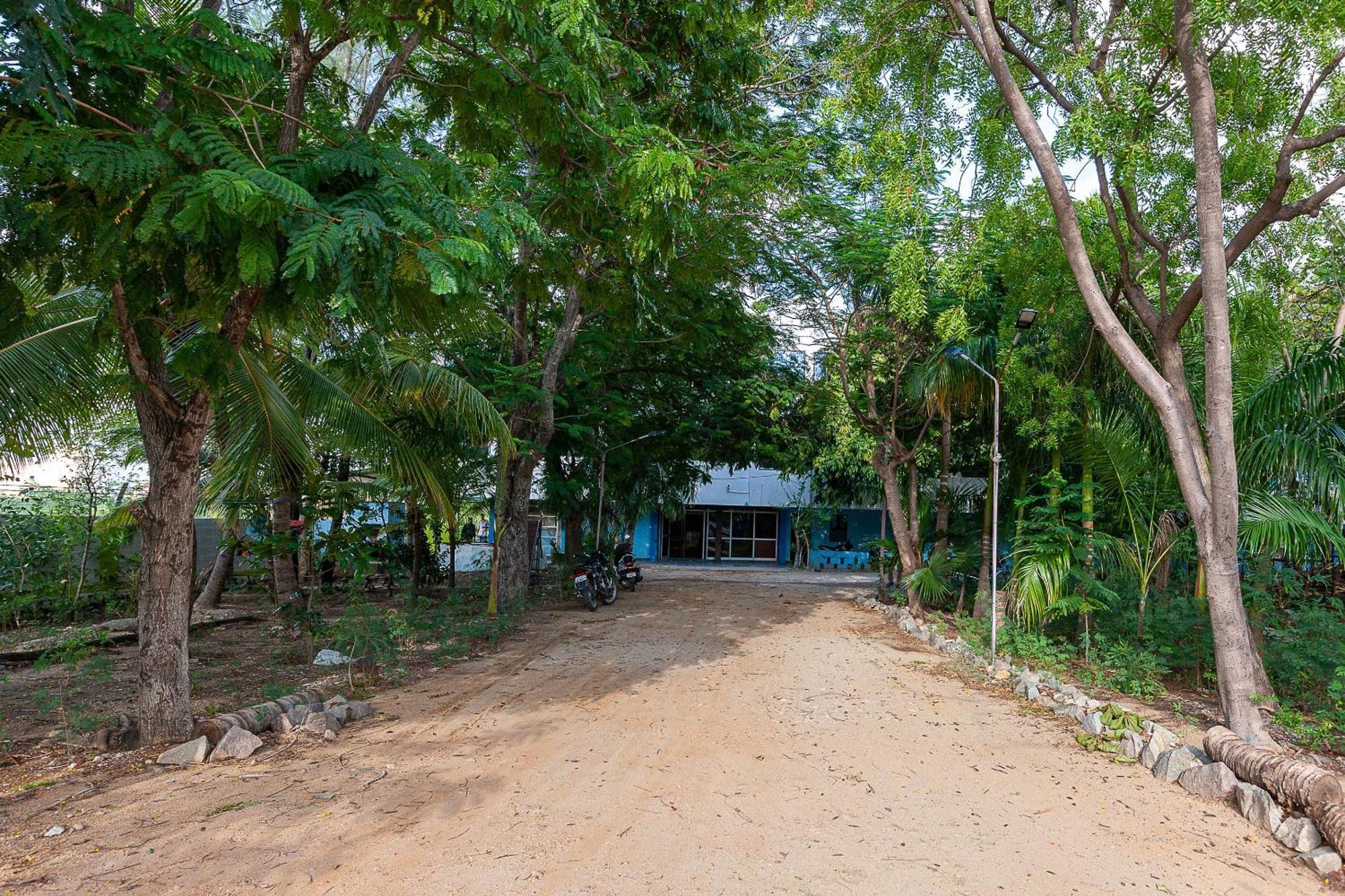 Collection O Ammayi Hotels & Resorts Tiruvannamalai Luaran gambar