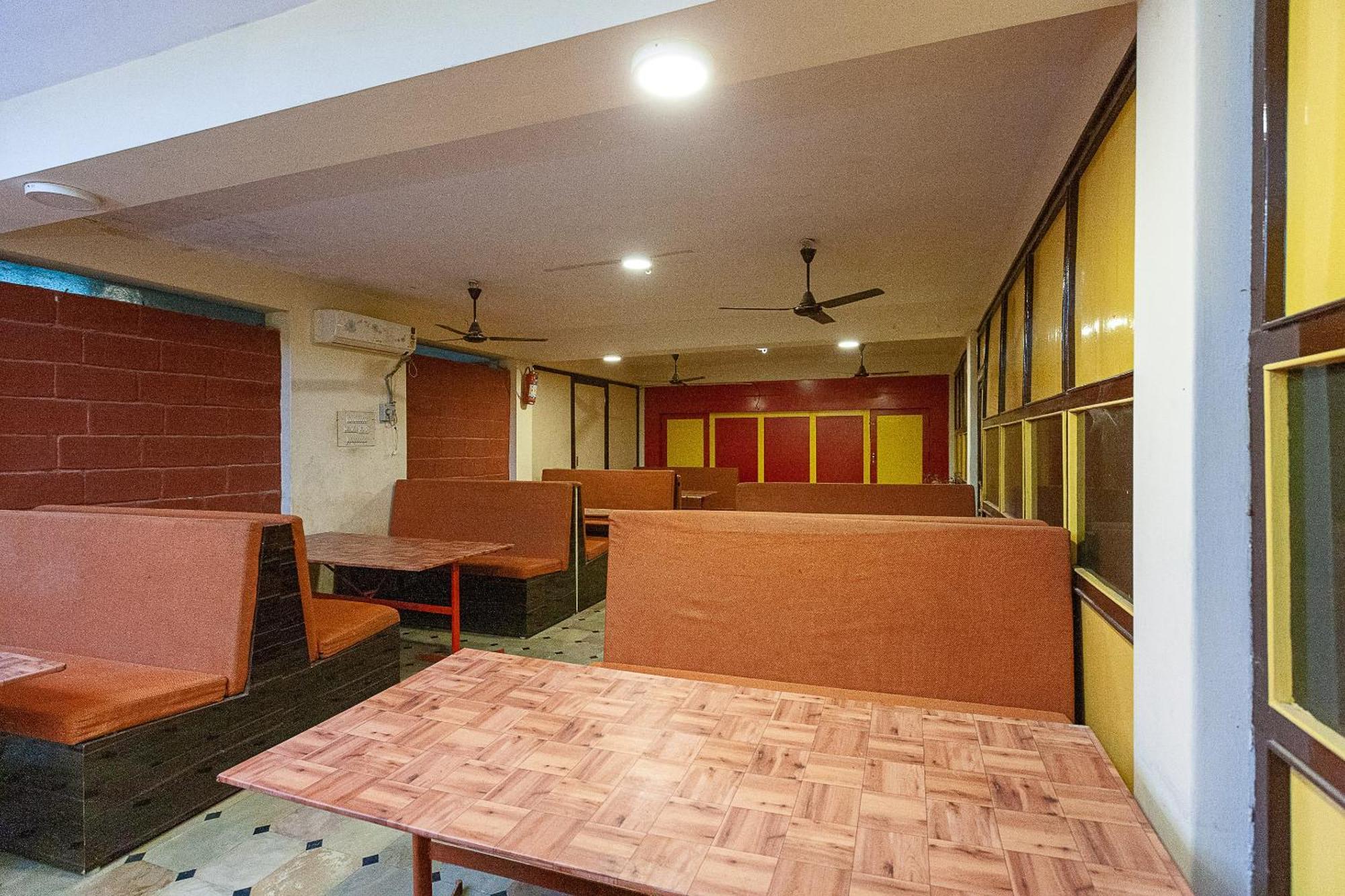 Collection O Ammayi Hotels & Resorts Tiruvannamalai Luaran gambar